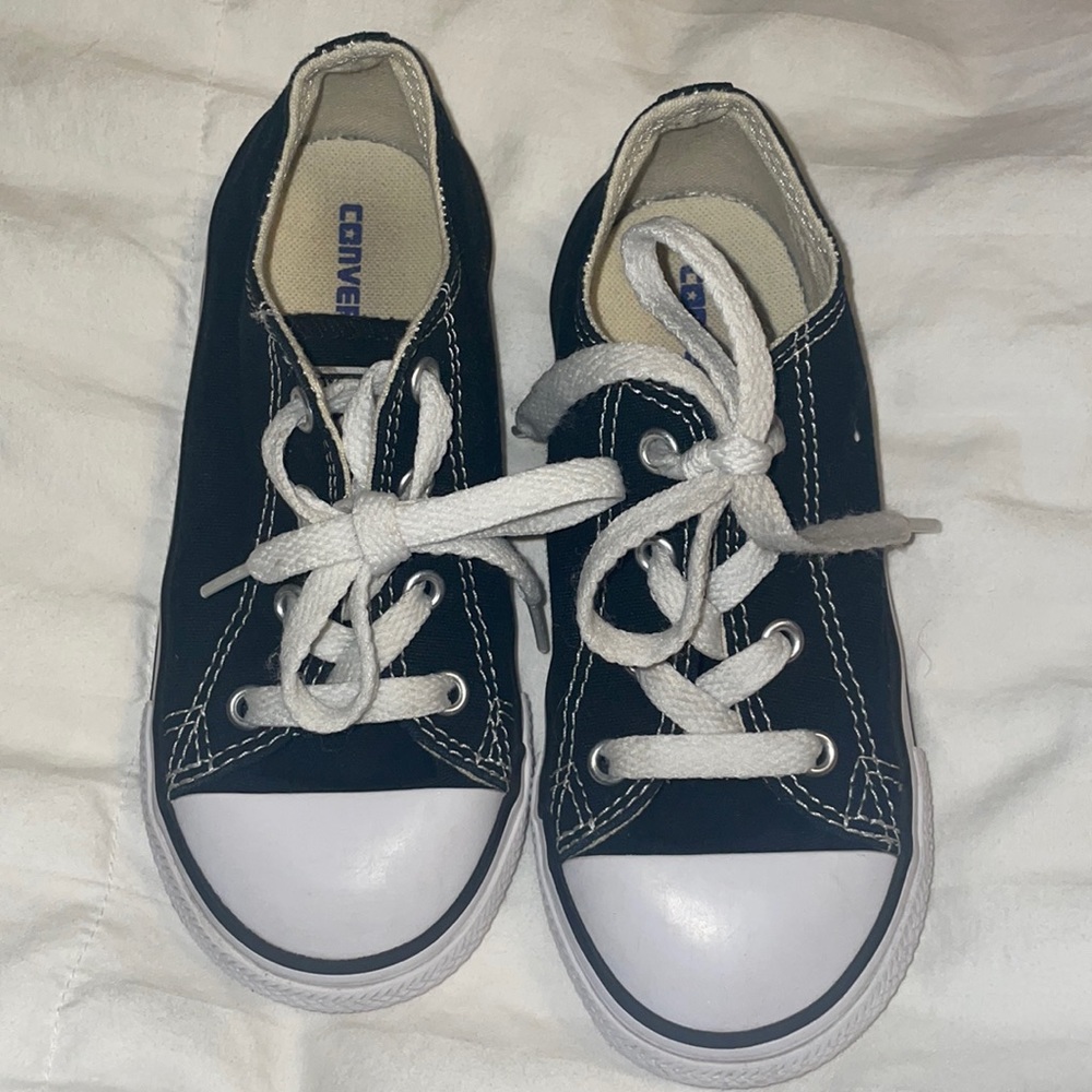 Converse all star black shoe